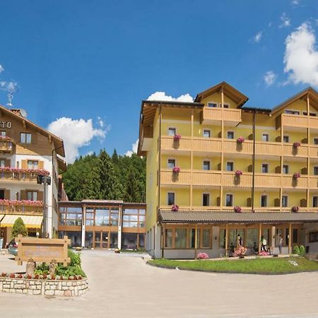 Caminetto Mountain Resort Lavarone Exterior foto
