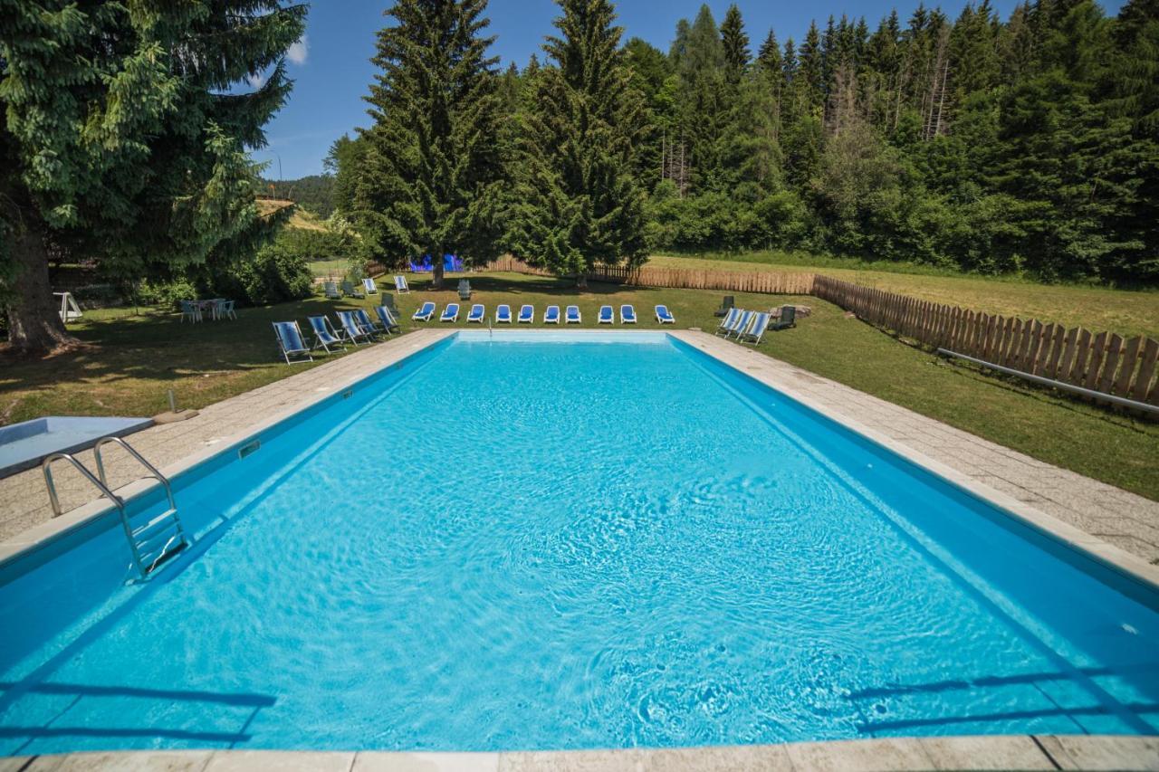 Caminetto Mountain Resort Lavarone Exterior foto